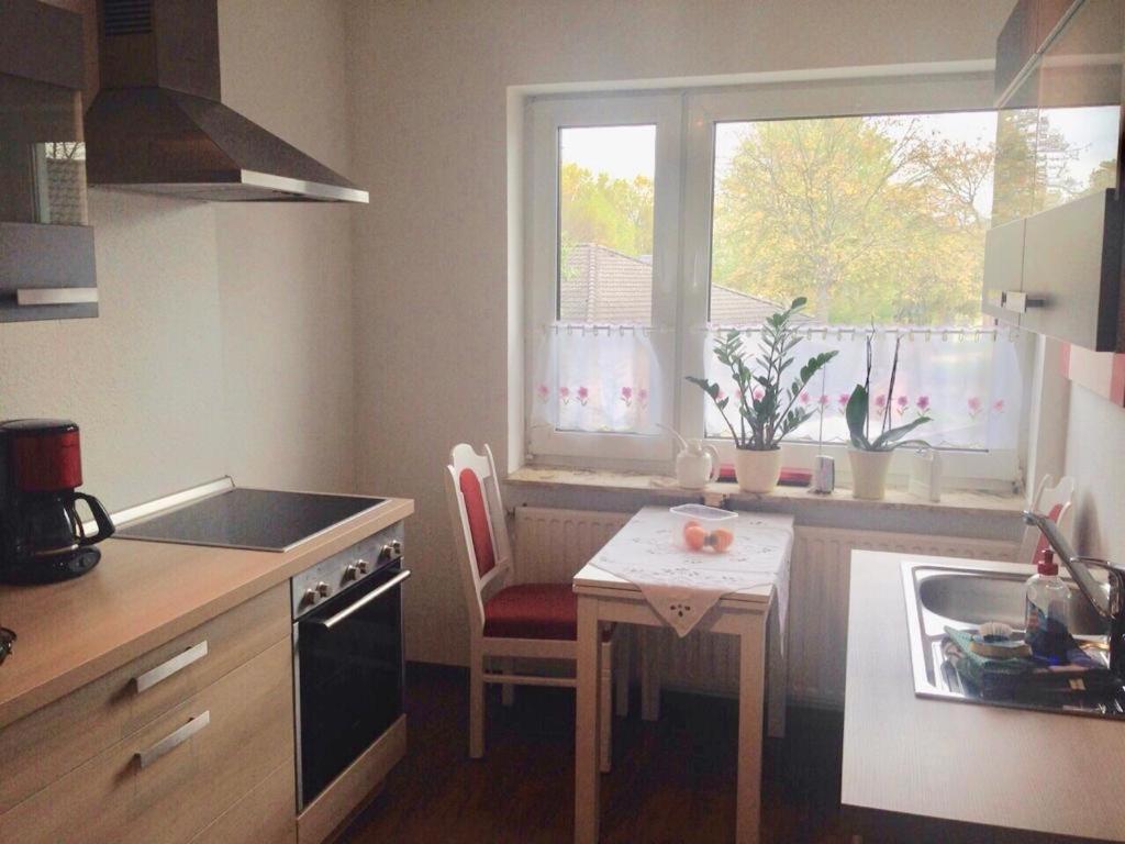 Ingrids Ferienwohnung Mit Balkon In Thiede Naehe See Salzgitter Eksteriør billede